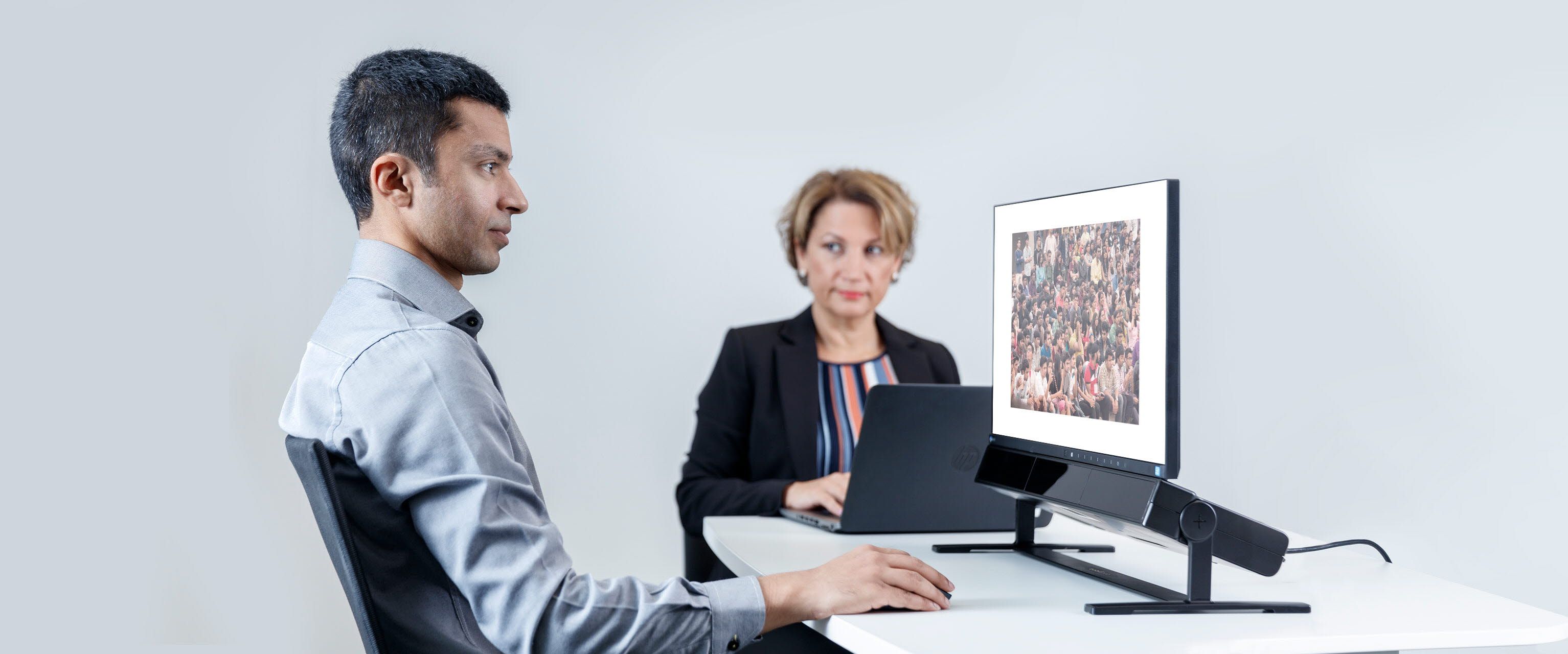 Person looking at Tobii Pro Spectrum